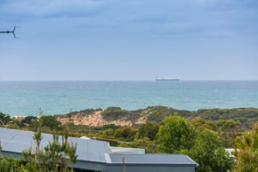 Blue Horizons, Anglesea